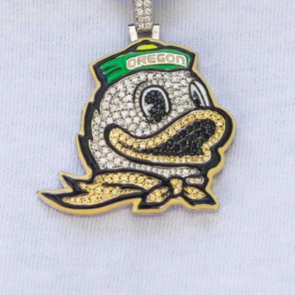 Officially licensed Oregon Ducks pendant - Picture 1 of 4